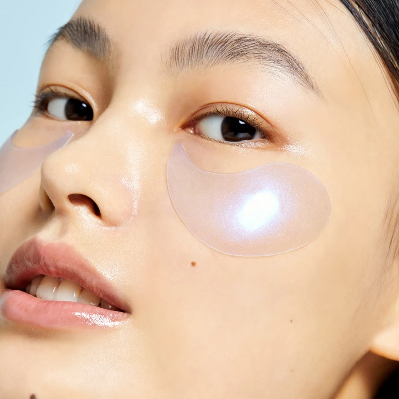 I DEW CARE膜法喵喵寶石熨斗眼膜主視覺。 I DEW CARE膜法喵喵寶石熨斗眼膜主視覺。