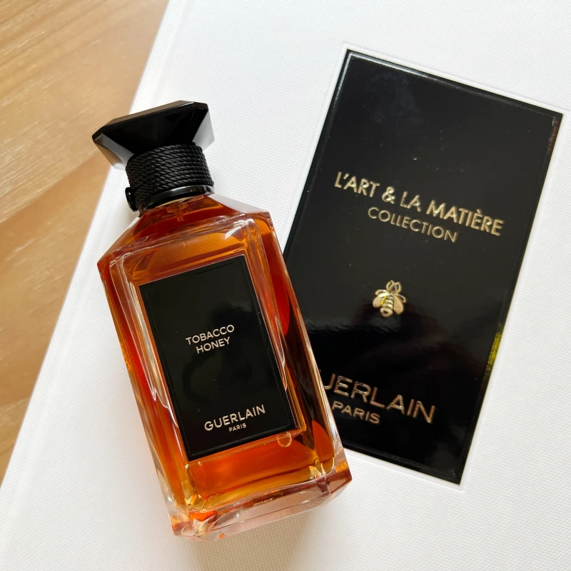 嬌蘭藝術沙龍琥珀菸草淡香精200ml，NT18,900