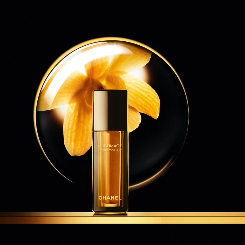 香奈兒奢華極萃時光肽金露情境圖。 香奈兒奢華極萃時光肽金露情境圖。