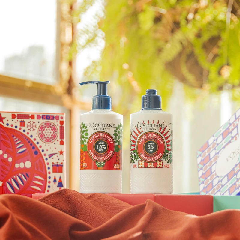 歡聚乳油木暖心沐浴霜250ml NT. 880 (限量) 歡聚乳油木暖心保濕身體乳 250ml NT.1,380 (限量) 歡聚乳油木暖心沐浴霜250ml NT. 880 (限量) 歡聚乳油木暖心保濕身體乳 250ml NT.1,380 (限量)