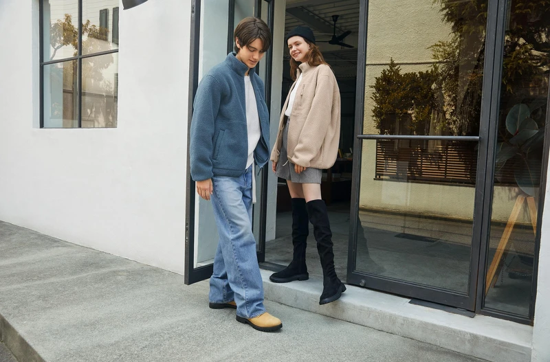 防風刷毛外套優惠價990元。 防風刷毛外套優惠價990元。