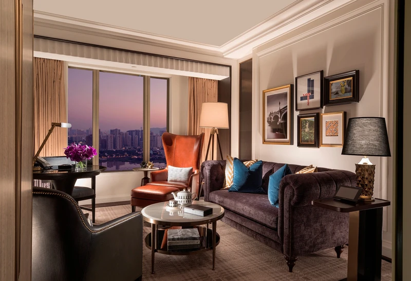 客房空間也以英式風格呈現。 客房空間也以英式風格呈現。