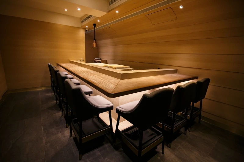 壽司芳用餐空間。