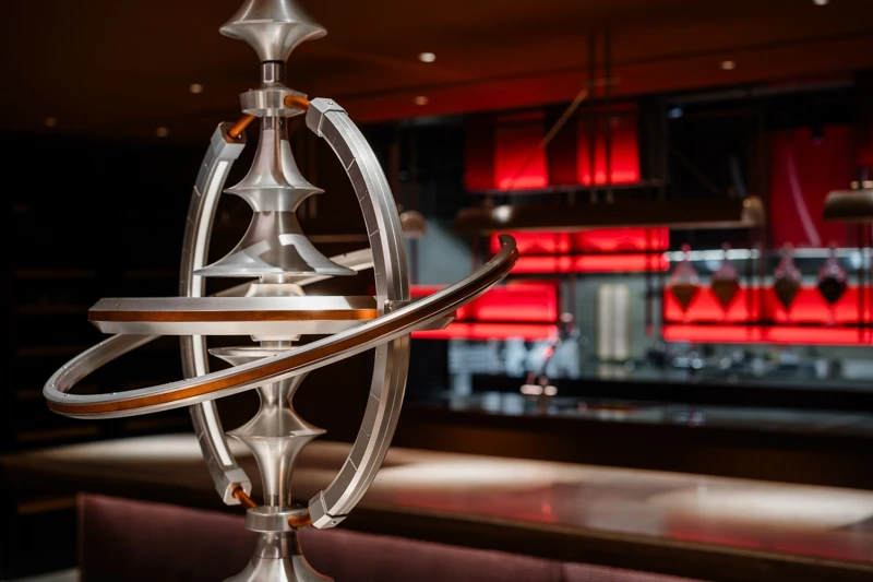 藝術家陳湘馥(Hsiangfu Chen)為「Circum-」特別設計打造的作品《舳》。 藝術家陳湘馥(Hsiangfu Chen)為「Circum-」特別設計打造的作品《舳》。