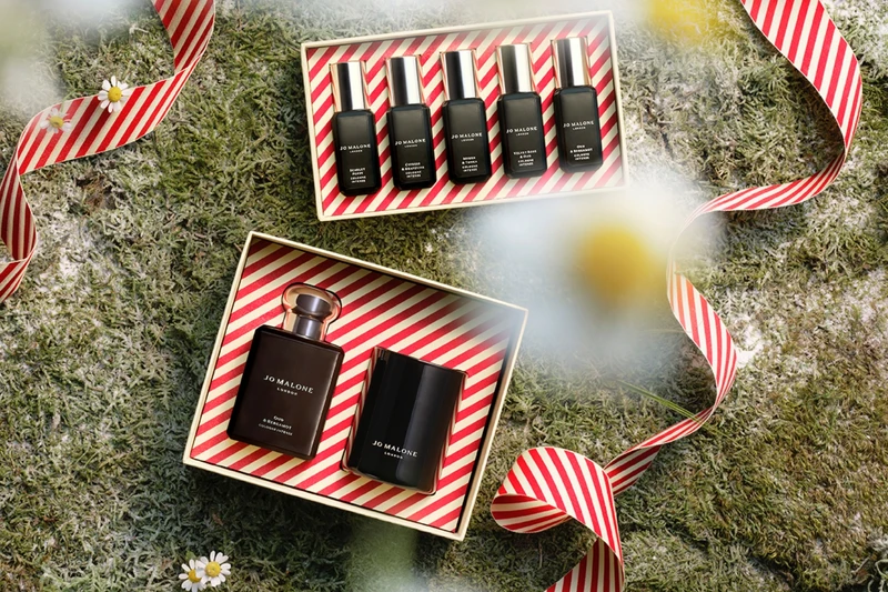 Jo Malone London 2023童話薑餅聖誕烏木與佛手柑芳醇香水糅香禮盒,NT7,400 Jo Malone London 2023童話薑餅聖誕烏木與佛手柑芳醇香水糅香禮盒,NT7,400
