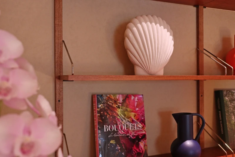 使用許多北歐老件傢俱妝點空間。