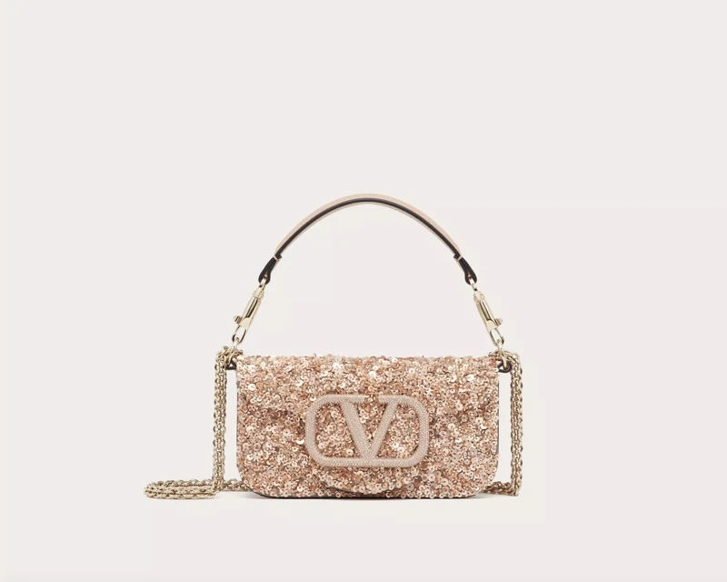 Valentino Vlogo 亮片迷你手袋，NT$159,000。