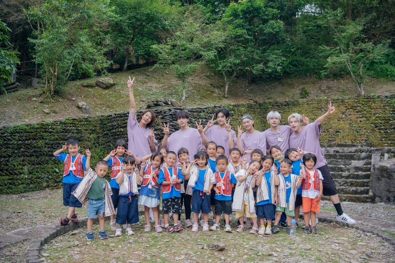 《Ozone夏日青春冒險》Ozone來到宜蘭寒溪部落的幼兒園，體驗當一日孩子王。