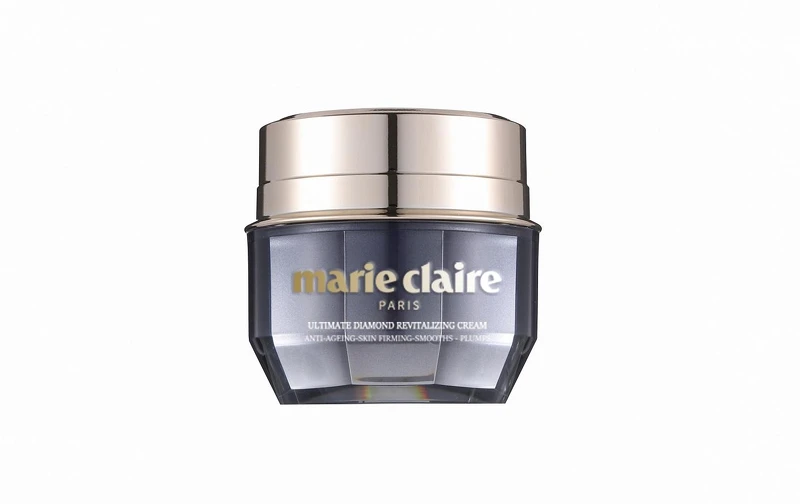 Marie Claire黑鑽回彈霜,NT15,000 Marie Claire黑鑽回彈霜,NT15,000