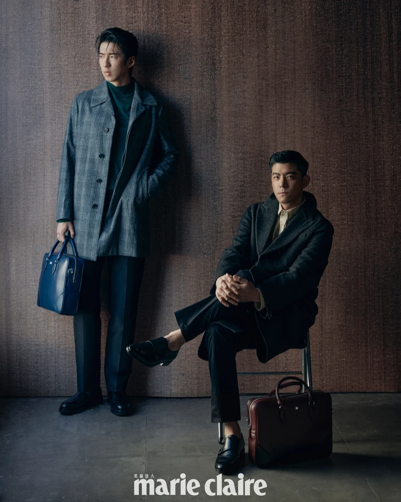 傅孟柏/格紋羊毛大衣、綠色高領毛衣、黑色西裝褲,all by Dunhill;黑色皮鞋,Boss;大師傑作系列公文包,Montblanc。王柏傑/米色真絲襯衫、灰色羊毛大衣外套,both by Fendi;黑色西裝褲、黑色皮鞋,both by Boss;大師傑作系列公文包,Montblanc。 傅孟柏/格紋羊毛大衣、綠色高領毛衣、黑色西裝褲,all by Dunhill;黑色皮鞋,Boss;大師傑作系列公文包,Montblanc。王柏傑/米色真絲襯衫、灰色羊毛大衣外套,both by Fendi;黑色西裝褲、黑色皮鞋,both by Boss;大師傑作系列公文包,Montblanc。