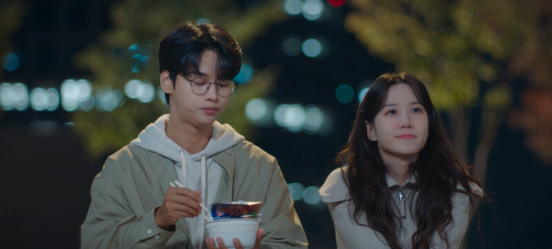 木河重情重義，答應遇學不自己一個人吃飯，特別從遠處趕來