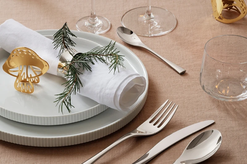 透過精心搭配的餐具能為餐桌氛圍大大加分。 透過精心搭配的餐具能為餐桌氛圍大大加分。