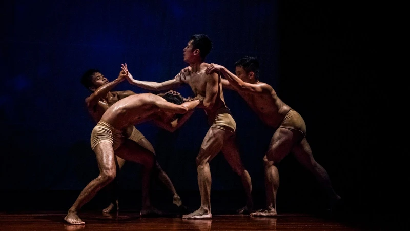 《泰.未來》 《泰.未來》