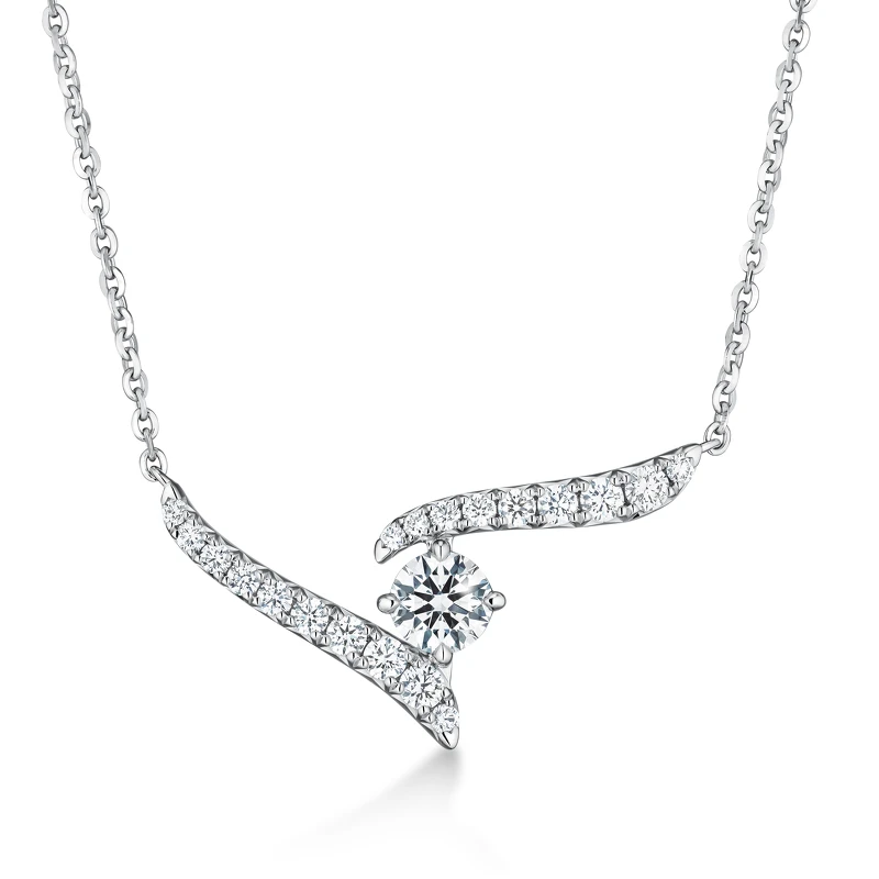 Hearts On Fire_Vela Crossover 白K金鑽石項鍊 主鑽約0.20ct NTD116,000 