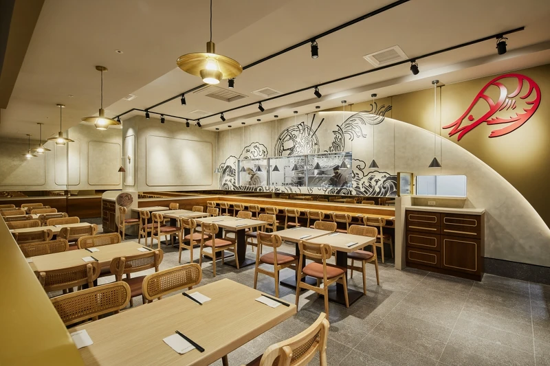「樂蝦拉麵」首度登台,落腳於信義區微風南山B2空間。 「樂蝦拉麵」首度登台,落腳於信義區微風南山B2空間。
