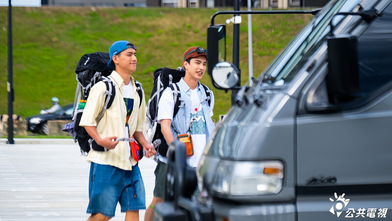 《二呆流浪記之完全大人手冊》曾敬驊與朱軒洋出發首站就從帶好友「回家」開 《二呆流浪記之完全大人手冊》曾敬驊與朱軒洋出發首站就從帶好友「回家」開