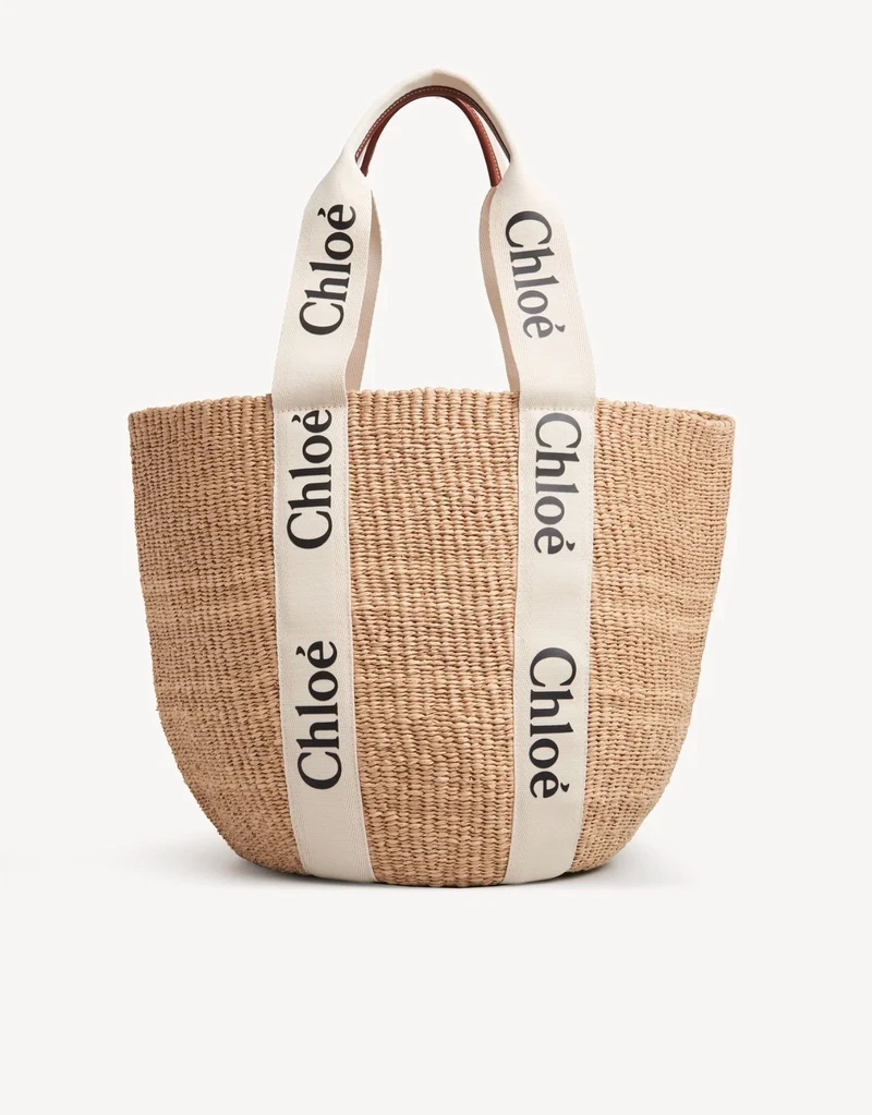 Chloé large woody basket，約 NT 26,600。