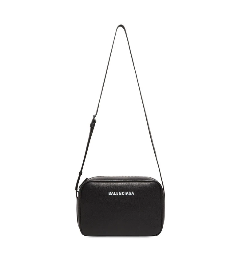 WOMEN'S EVERYDAY MEDIUM CAMERA BAG IN BLACK，NT$ 30,100