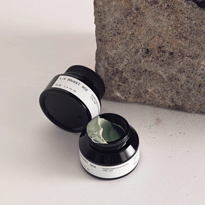 L:a Bruket推出320淨化平衡面膜,不易乾澀緊繃的質地,兼具絕佳延展性(Photo/10/10 HOPE提供)。 L:a Bruket推出320淨化平衡面膜,不易乾澀緊繃的質地,兼具絕佳延展性(Photo/10/10 HOPE提供)。