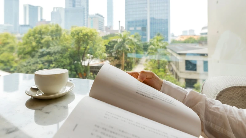 誠品松菸店擁有大面窗景能伴隨美景閱讀