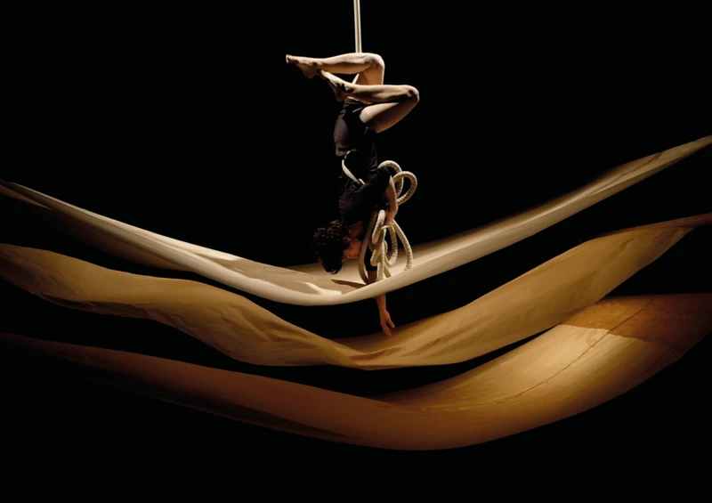 《紙Pli》攝影 Domitille Martin 《紙Pli》攝影 Domitille Martin