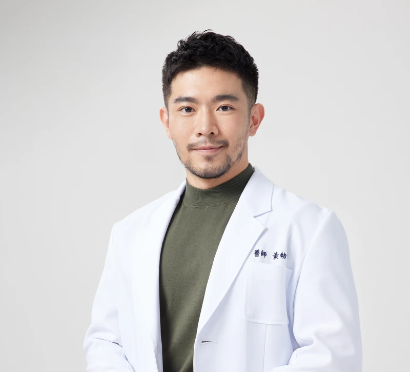 諮詢專家：皮膚科醫師黃幼鳴 現任Lexcellence'越診所醫師。 經歷：臺大醫院皮膚部兼任主治醫師、臺大醫院皮膚部總醫師、臺大醫院皮膚部住院醫師。