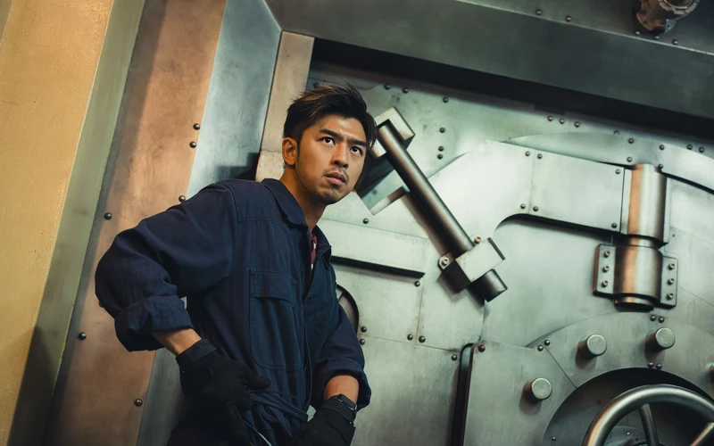 陳柏霖在電影《還錢》飾演竊盜集團首腦 陳柏霖在電影《還錢》飾演竊盜集團首腦