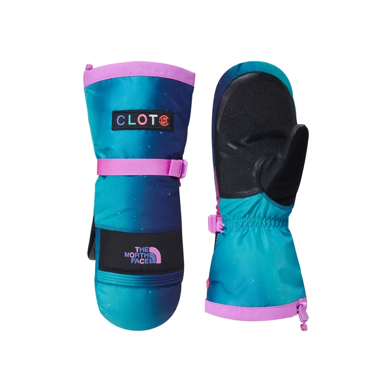 The North Face x CLOT極光保暖滑雪手套NT$4,880。