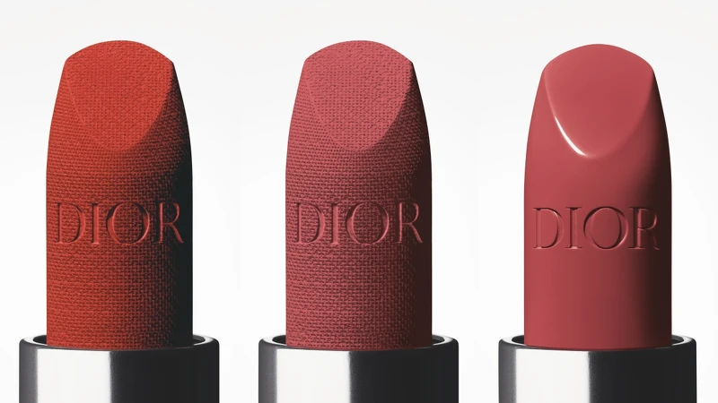 Dior迪奧藍星唇膏(左起為絲絨特霧#777、絲絨特霧#720、經典緞光#777)3.5g，NT1600