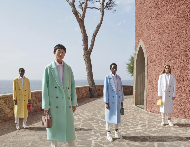 2022推出101801 Light大衣，適合在微涼的春、秋季節穿著，為女生提供更多的穿搭選擇。