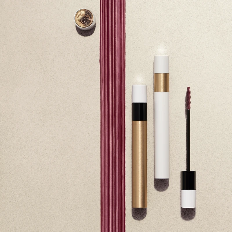 Le Regard Hermès Ombres 愛馬仕睫毛膏視覺。 Le Regard Hermès Ombres 愛馬仕睫毛膏視覺。