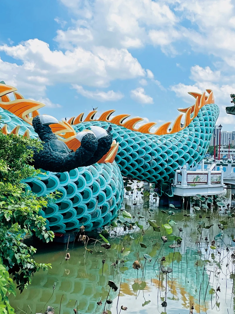 高雄左營蓮池塘春秋閣龍虎塔。攝影／李清志 大塊文化提供 