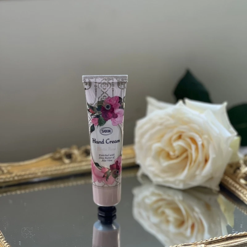 Sabon白玫瑰護手霜30ml條裝，NT380