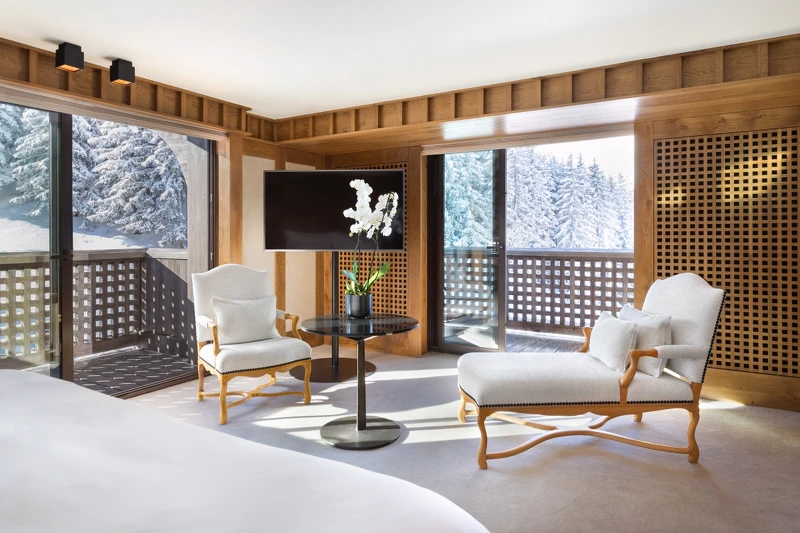 充滿安縵一貫奢華氣質的客房空間。 充滿安縵一貫奢華氣質的客房空間。