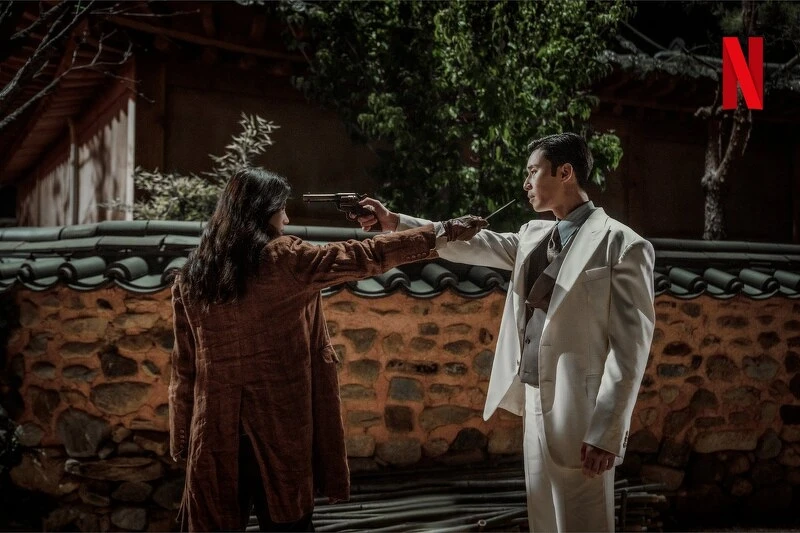 第一季第一集裡張泰尚和尹采玉不打不相識