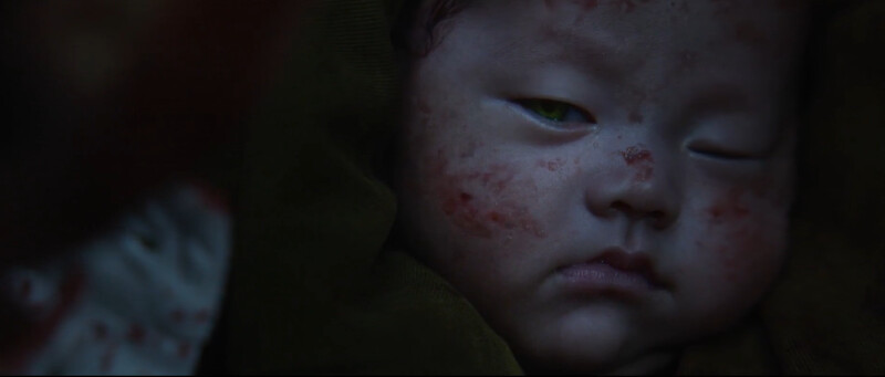 明子的孩子臉皮下有納人游動,眼睛是綠色瞳孔 明子的孩子臉皮下有納人游動,眼睛是綠色瞳孔