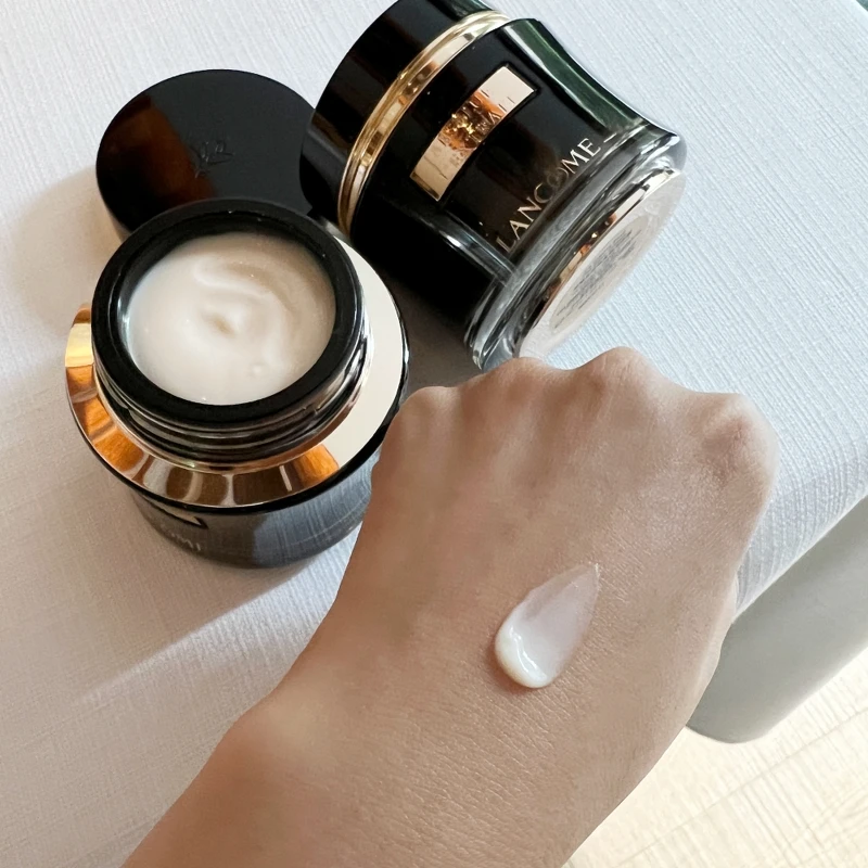 LANCOME蘭蔻絕對完美黑鑽奢燦乳霜50ml，NT23,000、補充蕊50ml，NT19,000
