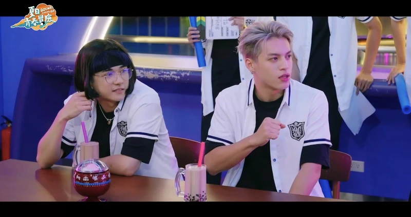 《Ozone夏日青春冒險》祖安（左）、哲言復刻《我的少女時代》角色林真心和徐太宇。