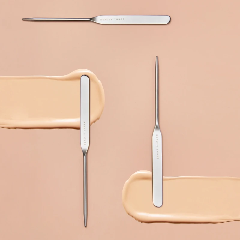 永和三美人超薄透粉底抹刀，NT150