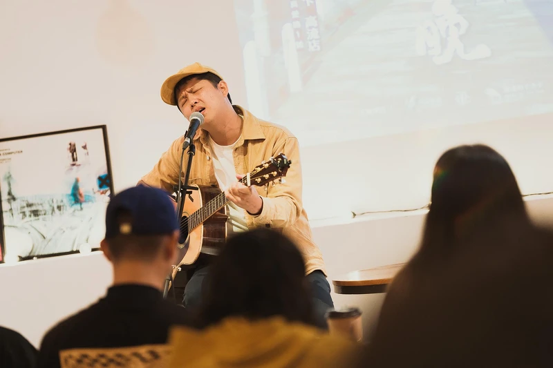 孩子王主唱阿達 孩子王主唱阿達