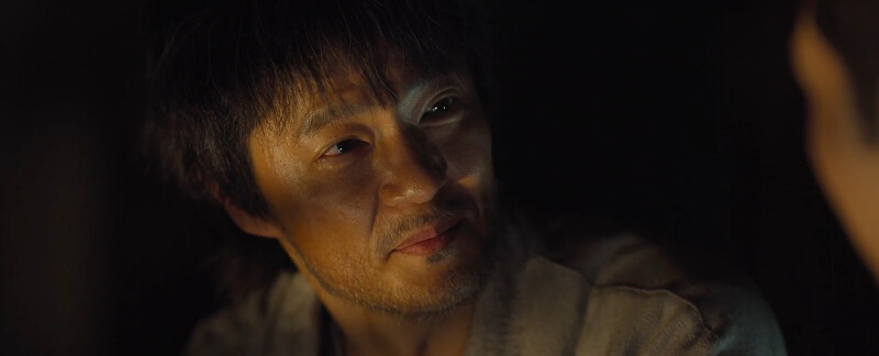 尹鍾元淚別張泰尚，交代和女兒不要活在過去往前走