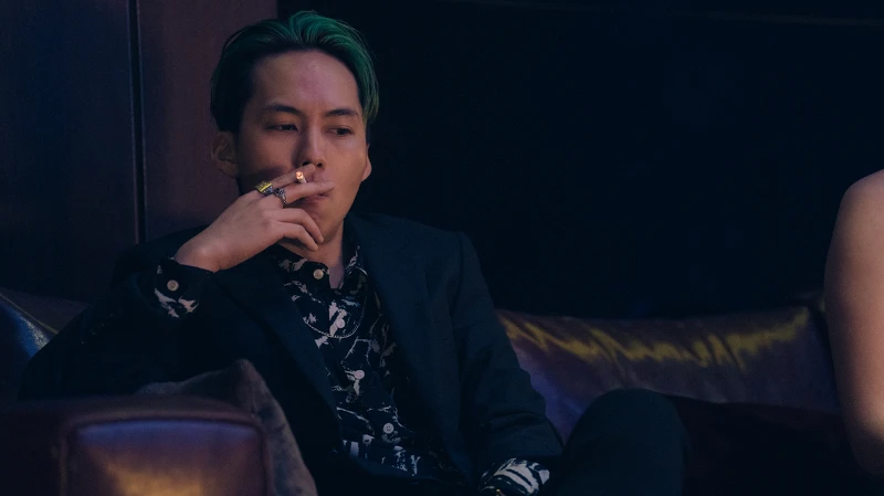 《愛愛內含光》巫建和挑戰同志,上演男男戀。 《愛愛內含光》巫建和挑戰同志,上演男男戀。