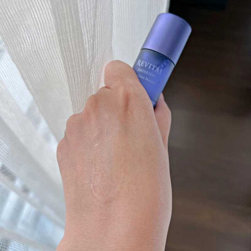 REVITAL莉薇特麗多胺超微無痕精萃質地水感好吸收。 REVITAL莉薇特麗多胺超微無痕精萃質地水感好吸收。