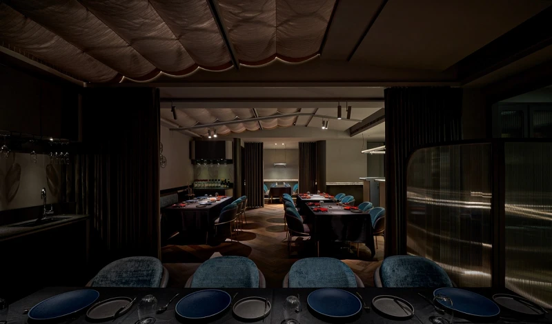 米其林一星法式餐廳「de nuit」空間。