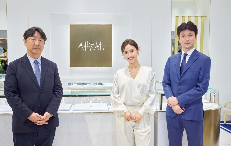 AHKAH 社長篠原光義 Mitsuyoshi Shinohara 、台灣總經理野野山聰 Satoshi Nonoyama，以及Sandy吳姍儒