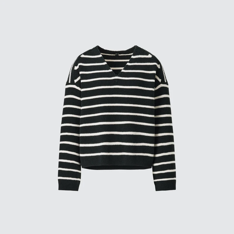 V領短版針織衫NT$1290。