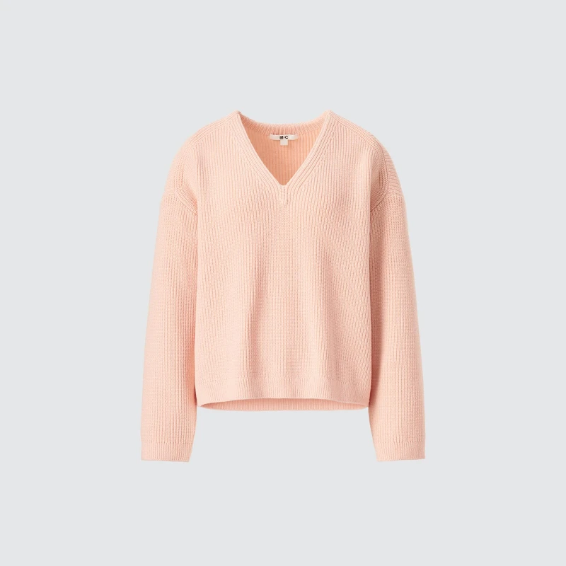 V領短版針織衫NT$1290。