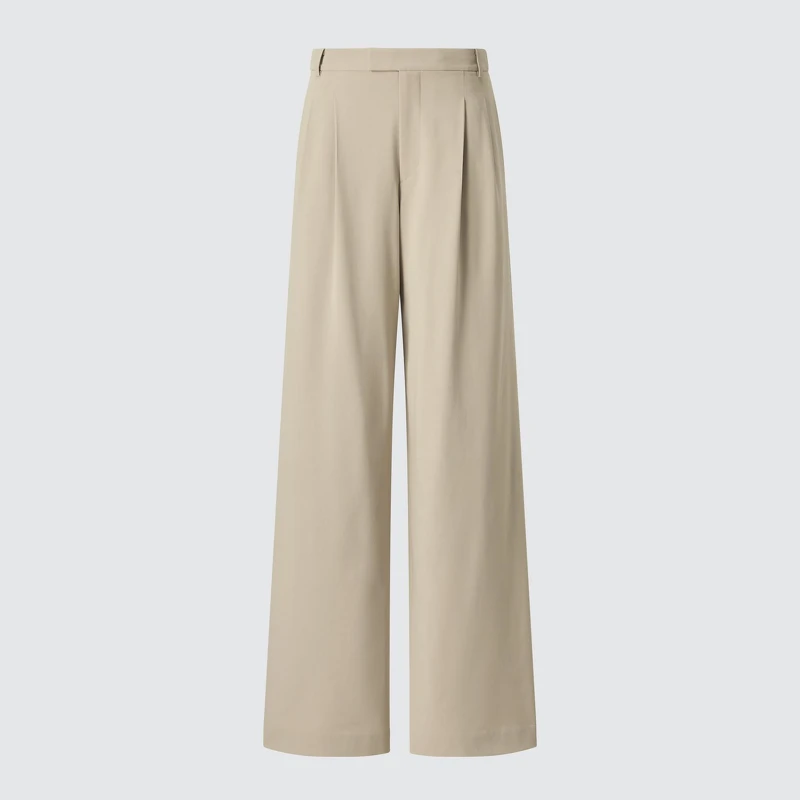 打褶寬褲NT$1490。