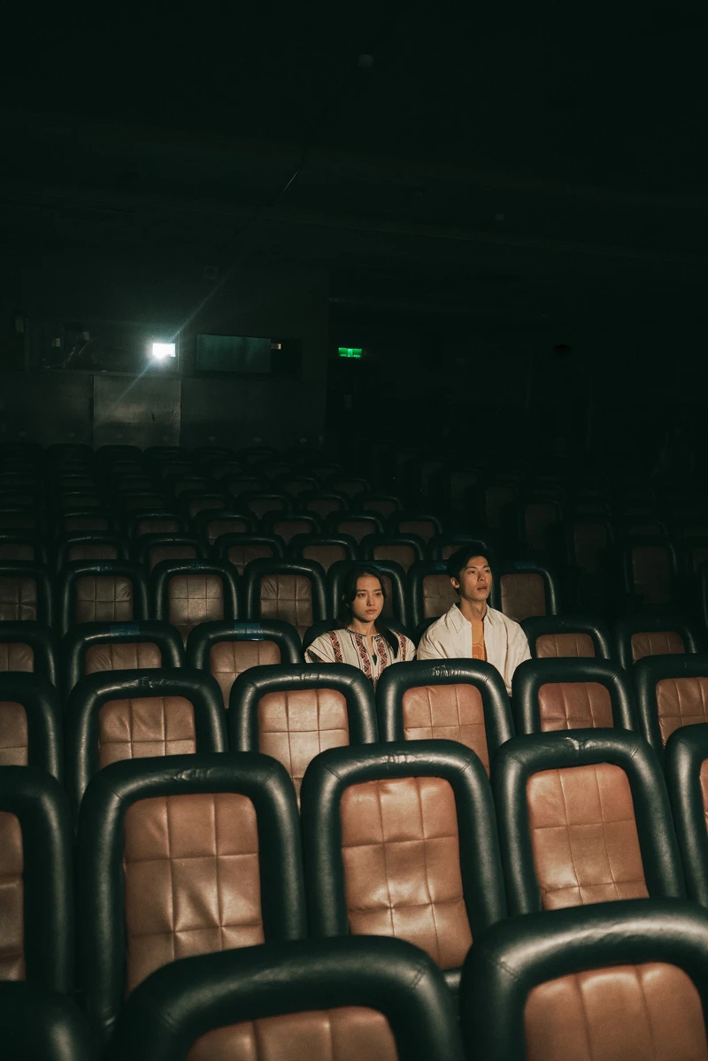 《青春18x2 通往有你的旅程》許光漢（右）與清原果耶（左）曖昧中帶著生澀與不安，完全將初戀的美好滋味詮釋淋漓盡致。