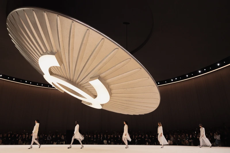 Chanel 2024春夏高級訂製系列。 Chanel 2024春夏高級訂製系列。